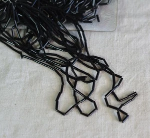 Cuentas antiguas grandes de corneta de luto victoriana negra brillante de 8 mm, 7 g, años 1910 - Imagen 1 de 7