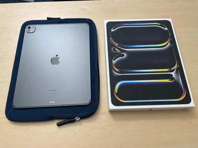 13" iPad Pro M4 Wi‑Fi + Cellular 2 TB Speicher 5G NEUWERTIG mit Rechnung und OVP - Bild 1 von 4