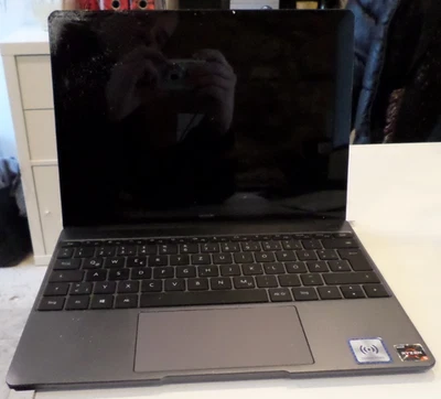 Original HUAWEI Matebook 13 HN-W19R AMD Ryzen 5 13" defekt Bastler - Bild 1 von 4