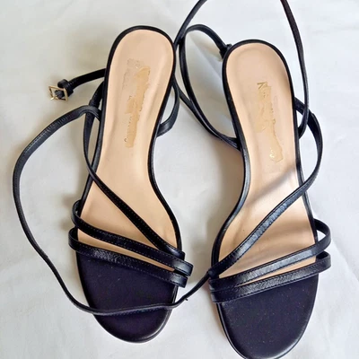 Russell & Bromley UK 4 EU 37 Black Leather Sicilia Strappy Sandal New Defects - Image 1 of 4