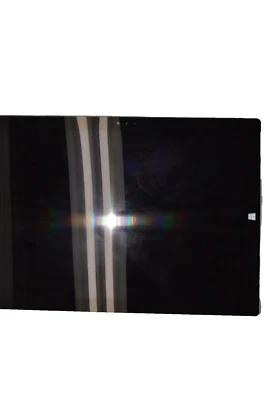 Microsoft Surface Pro 3 12" 1.7GHz i7 8GB 256GB SSD(Grade C No AC/OS/Keyboard) - Image 1 of 2