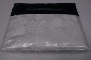 New Ralph Lauren ASHMONT Floral Jacquard Italy 590TC White Fitted Sheet - King - Picture 1 of 13
