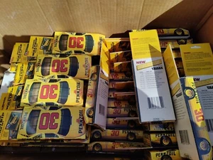 NASCAR Großhandel Menge 40 Packungen 1991 Traks Karten Michael Waltrip Team Set  - Bild 1 von 8