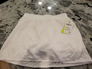 Tsla Women's Tennis Golf Athletic Skort w/Inner Pocket on Shorts - S NWT - Picture 1 of 13