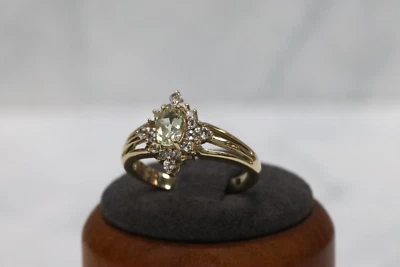 Кластерное кольцо из желтого золота 9 карат с желтым кварцем и фианитом - размер N - фирменный знак Великобритании - Изображение 1 из 4