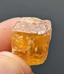 Natural gemmy imperial topaz crystal from Minas Gerais, Ouro Preto, Brazil - Picture 1 of 8