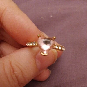 Pink plastic heart shaped 2ct And Set Into gold plated Ring Size UK N USA 6.5 - Picture 1 of 4