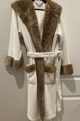 Pottery Barn Faux Fur Ombre Robe Hooded Caramel Trim Size Medium - Image 1 of 4
