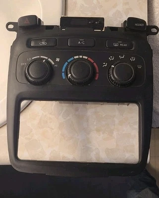 2001-2007 TOYOTA HIGHLANDER HVAC AC HEATER CLIMATE CONTROL PANEL 84010-48091 - Image 1 of 4