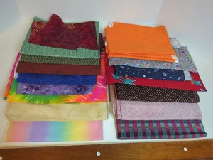 5 lbs LOT of Assorted Fabric Remnants etc Mostly Cotton Sewing Crafts Quilting - Picture 1 of 3