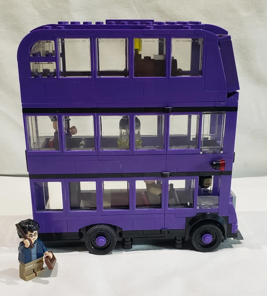LEGO Harry Potter: The Knight автобус (75957) минифигурки аксессуары б/у в отличном состоянии - Изображение 1 из 4