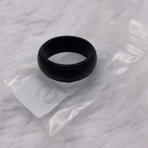 Men's Rubber Wedding Band Ring, Size 9 - Picture 1 of 4