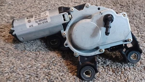 2002 Volkswagen Passat rear window power motor - Picture 1 of 3