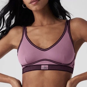 Sujetador Alo Yoga Airlift Line Up Soft Mulberry M - Imagen 1 de 9