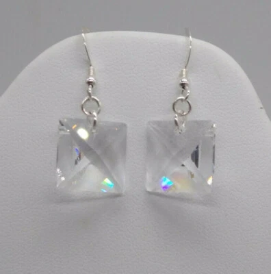 Pendientes cuadrados transparentes Swarovski de plata de ley hechos a mano 8025; cierre de palanca Foto 1 de 2