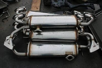 Silenciador de escape trasero Nissan Murano 2015-2024 20100-5BF2A Foto 1 de 3