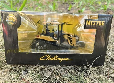 USK Agco Challenger MT775E Tractor 1/32 High Detail Die-cast Brand-New - Image 1 of 4
