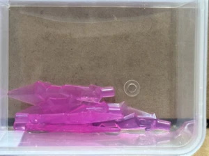 LEGO Parts - Trans-Dark Pink Minifigure Sword Blade, Crystal - No 79985 - QTY 5 - Picture 1 of 1