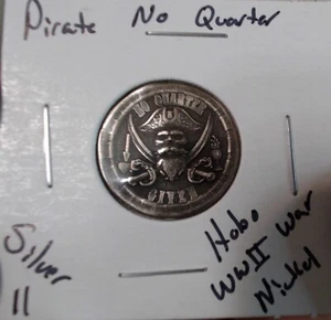 HOBO Pirata Sin Cuarto Dado Hecho de un Níquel de la Guerra de Plata de la Segunda Guerra Mundial FIRMADO - Imagen 1 de 2
