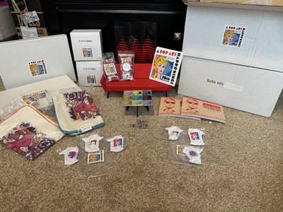 Convención Nat’l Barbie 2016 "arte pop" artículos temáticos: sofá, mesa, etc. Foto 1 de 4