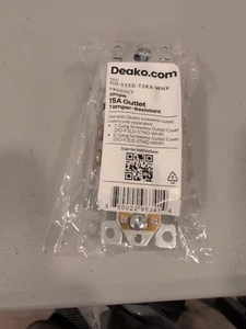Deako 15A Outlet DO-S15D-T2RX-WHX - Picture 1 of 2