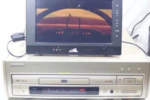 Pioneer DVL-9 DVD LD Player Laser Disc Audio Digital W/power cable, No Remote - Picture 1 of 9
