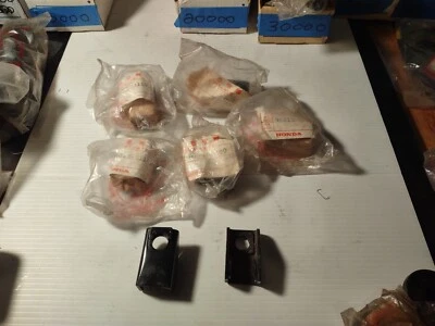 7 NOS OEM Honda Pillion Step Bracket A 1969-1974 CB750 95015-71100 - Image 1 of 3