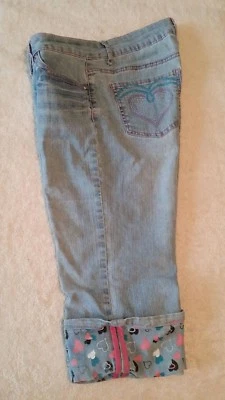 Cute Light Wash 5 Pocket Capri, Pink Stitching & Print Cuff , Size 5, Embroidery - Image 1 of 4