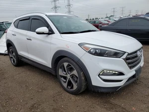 Used Left Tail Light Assembly fits: 2016 Hyundai Tucson LED gasoline quarter pan - Picture 1 of 1