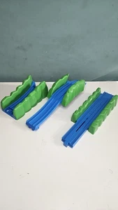 Tomy Thomas The Tank Motore Trackmaster Montagne Rosse Ricambi Montagna Aggiuntivi - Foto 1 di 4