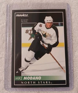 1992-93 Pinnacle Mike Modano #155 HOF Minnesota North Stars NHL Hockey Card 90s - Picture 1 of 2