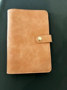 Budget easily with stylish cash envelope wallet - Camel - Picture 1 of 4