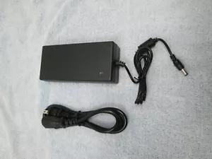 Icom IC-705 QRP Radio power supply. 5 Amp Very light weight! - Picture 1 of 4