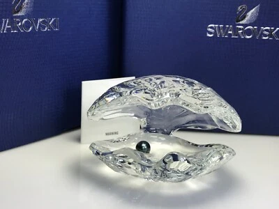 Swarovski Pearl Oyster with Black Pearl MIB #5075913 - Image 1 of 4