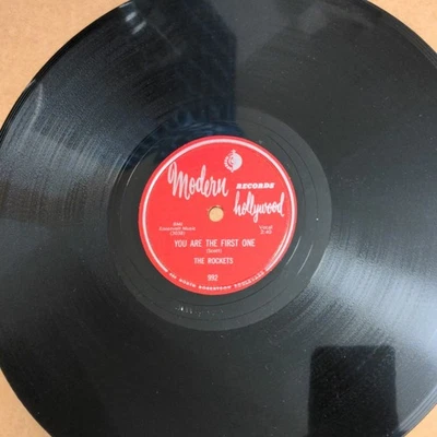 The Rockets DOO-WOP 78 You are the first one / Be lovey Dovey  MINT MINUS Modern - Image 1 of 2