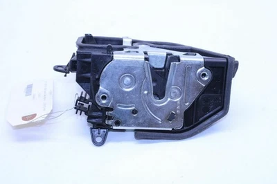BMW 328i 335i 2009-2011 sedán cerradura de pestillo de puerta trasera derecha fabricante de equipos originales usado Foto 1 de 4