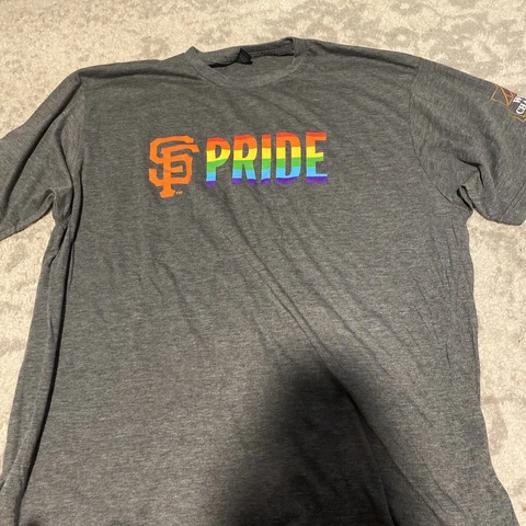 San Francisco Giants LGBTQ Pride Night Shirt sz S SGA Cover