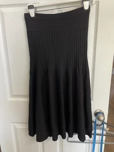 Women’s DKNY Black Pleated Smocked Waist Skirt Y2K Woven Size Small Stretch - Picture 1 of 6