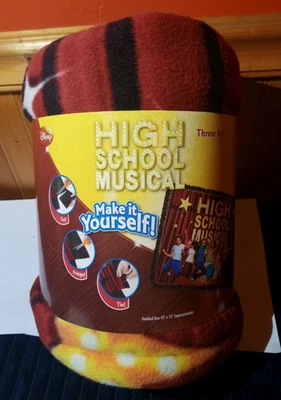 High School Musical Fleece Throw Kit Fringe 48" x 60" Blanket NEW 2008 - Image 1 of 4