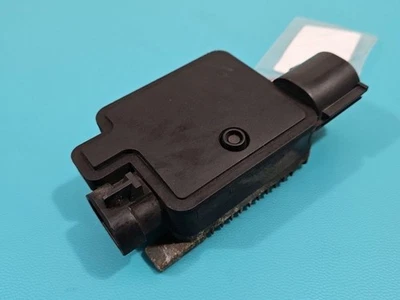 Relè ventola liquido di raffreddamento diesel Ford C-MAX II 2011 940002906 IPJ121522 - Immagine 1 di 4