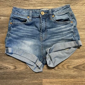 Refuge Cuffed Jean Shorts Blue Mid-Rise 5-Pocket Rinse Medium Wash Denim Size 2 - Picture 1 of 8