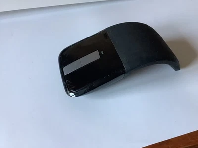 Microsoft Arc mouse plus 6 sd cards, 4 flash drives 2 port extensions & a case - Image 1 of 4