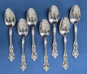 NUEVO LOTE DE 7 CUCHARAS ORLEANS DE 4 3/8 PULGADAS PLATA PROFUNDA INTERNACIONAL - Imagen 1 de 3