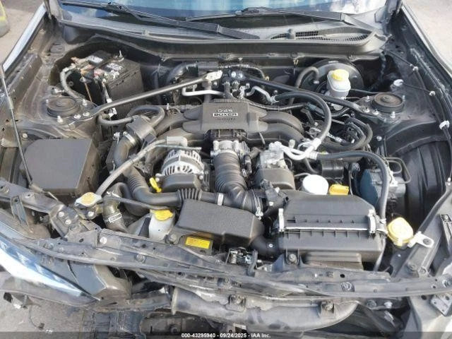 Tanque de combustible usado se adapta a: Toyota 86 Grado A 2017 Foto 1 de 4