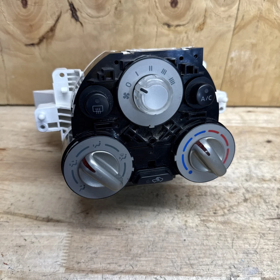 2009 - 2014 Nissan Cube Manual AC Heater Temperature Control Switch Unit Panel Foto 1 de 4