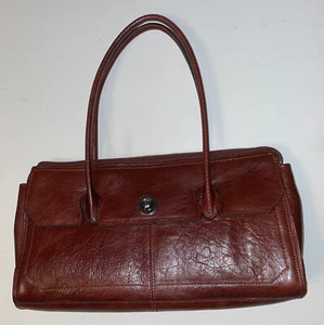 Wilson Leather Brown Leather Shoulder Bag Purse 2 Strap Pockets Classic Style - Picture 1 of 9