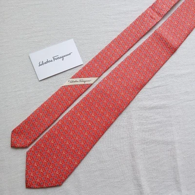 Salvatore Ferragamo Corbata por todas partes patrón Mariposa 2 auténtico... - Imagen 1 de 4