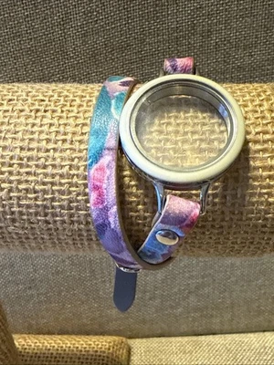 Origami Owl Floral Leather Wrap Bracelet ~ White Enamel Large Locket ~ New - Image 1 of 2