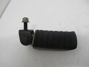 Fußraste Fußrasten hinten links TRIUMPH TIGER 955i T709EN 01-06 - Picture 1 of 4