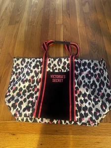 Victoria's Secret Neon Hot Pink Tote Large Duffle Bag Weekender Travel No Strap - Picture 1 of 6